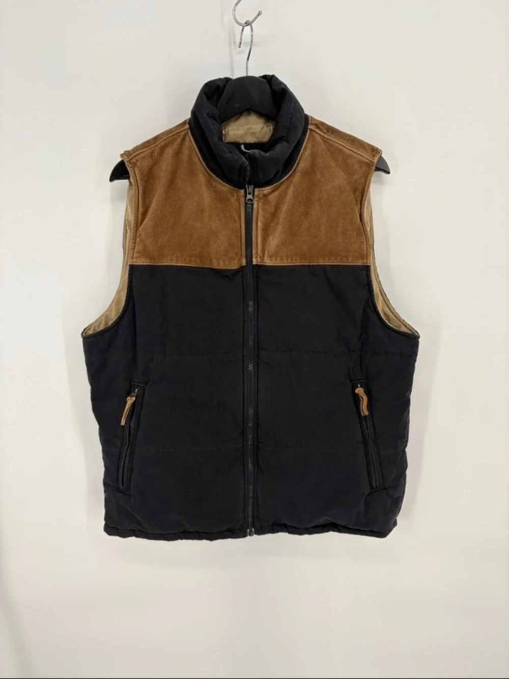 🗯️ GAP 2003 black cotton blend and Brown suede Yoke Quilted Vest